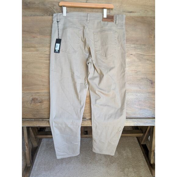Travis Mathew Legacy Featherweight Jeans Mens 35 Brown Flat Front Straight NWT - Picture 2 of 5
